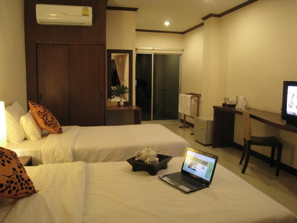 Hotel The Park Kku Khon Kaen Zimmer foto